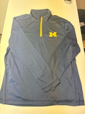 Pro Edge Men's University of Michigan Navy Zip-Up Sweater with Yellow “M”